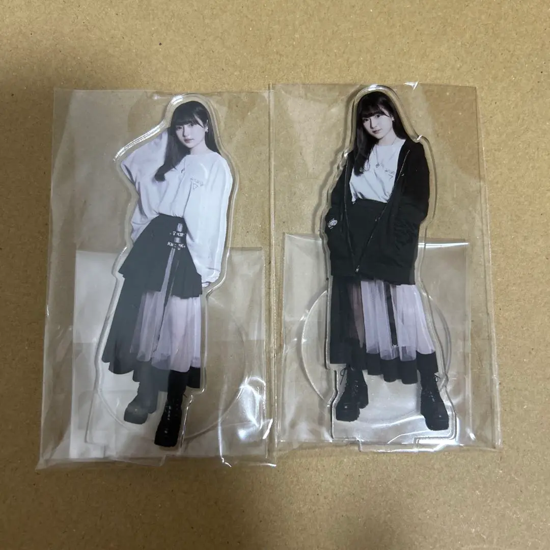 青木陽菜　アクリルスタンド　キングリーマスク 000000003524_JOLaBi4.jpg