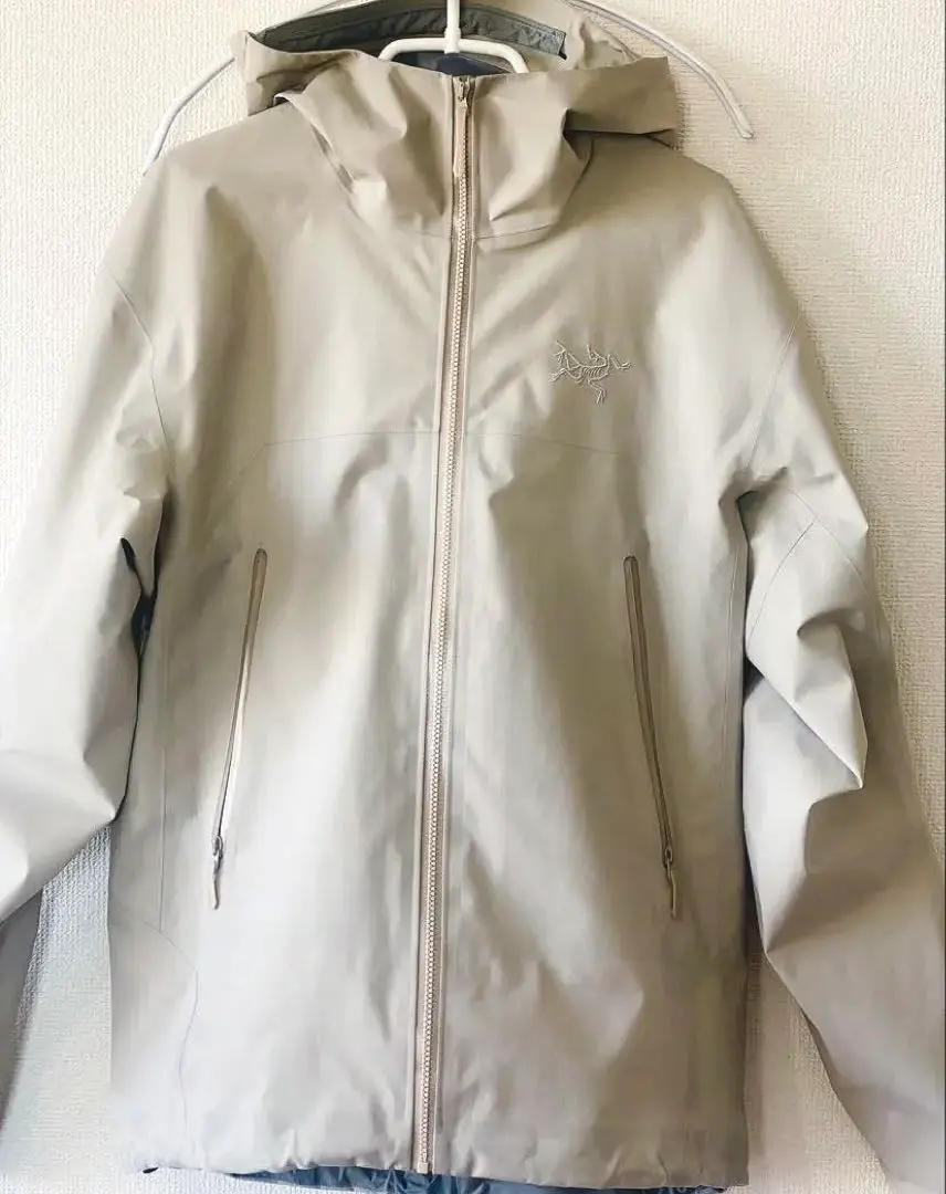 m73465315708_1.jpg?1736601987