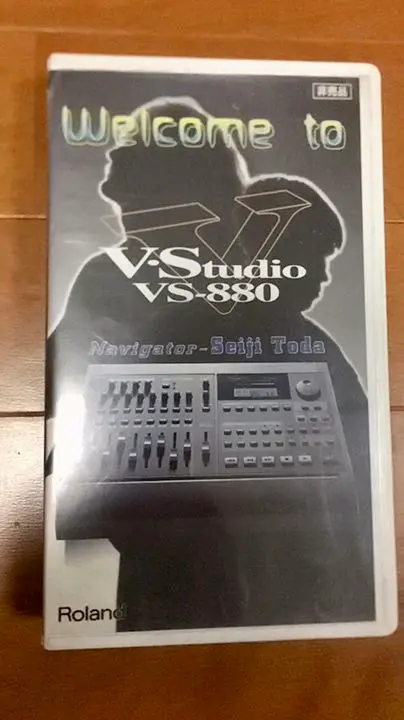 ローランド　Roland VS-880 取説　専用ケース付き 51lR6tAlsPL._UF350,350_QL50_.jpg