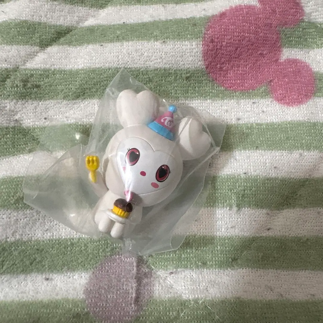 Thumbnail of Waiting TWICE LOVELYS DAVELY [Dahyun] Gashapon