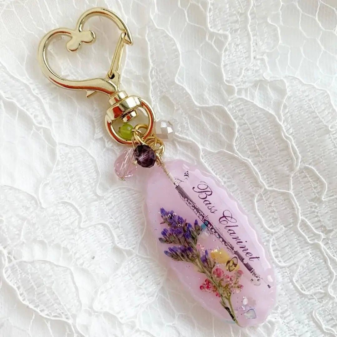 Thumbnail of 【2228】Bass Clarinet with Purple and Pink Dried Flowers Keychain