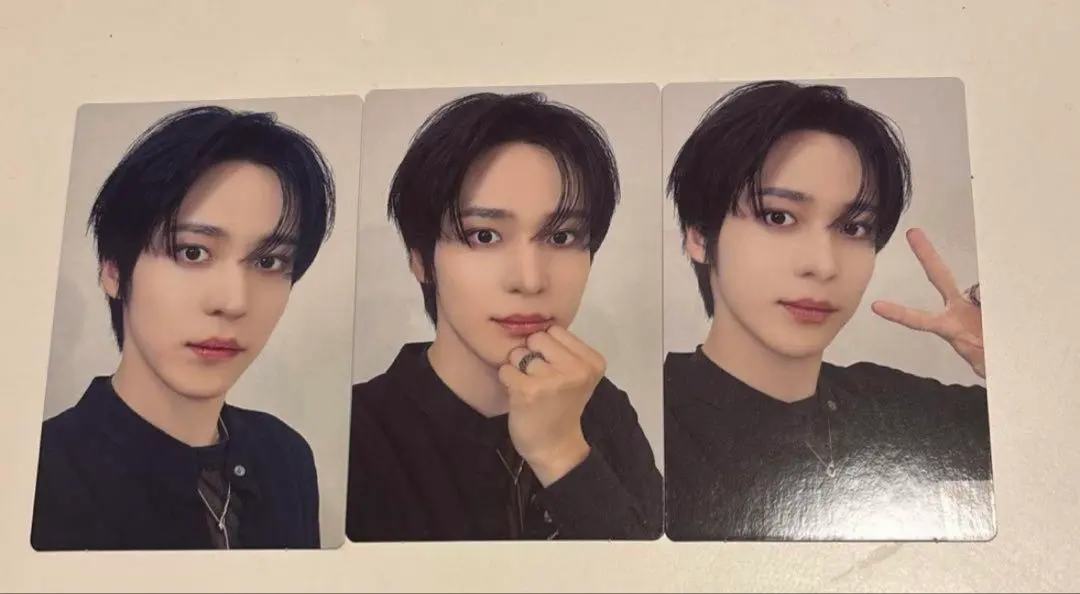 Thumbnail of ATEEZ ASHES TO LIGHT Yunho YUNHO trading card