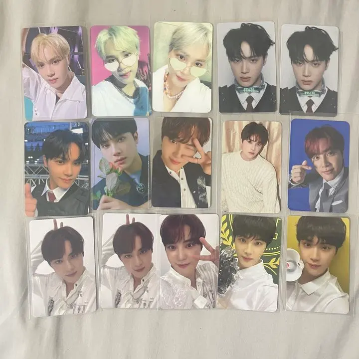 Thumbnail of THE BOYZ (group) / Doboizu / Hwall / photocard