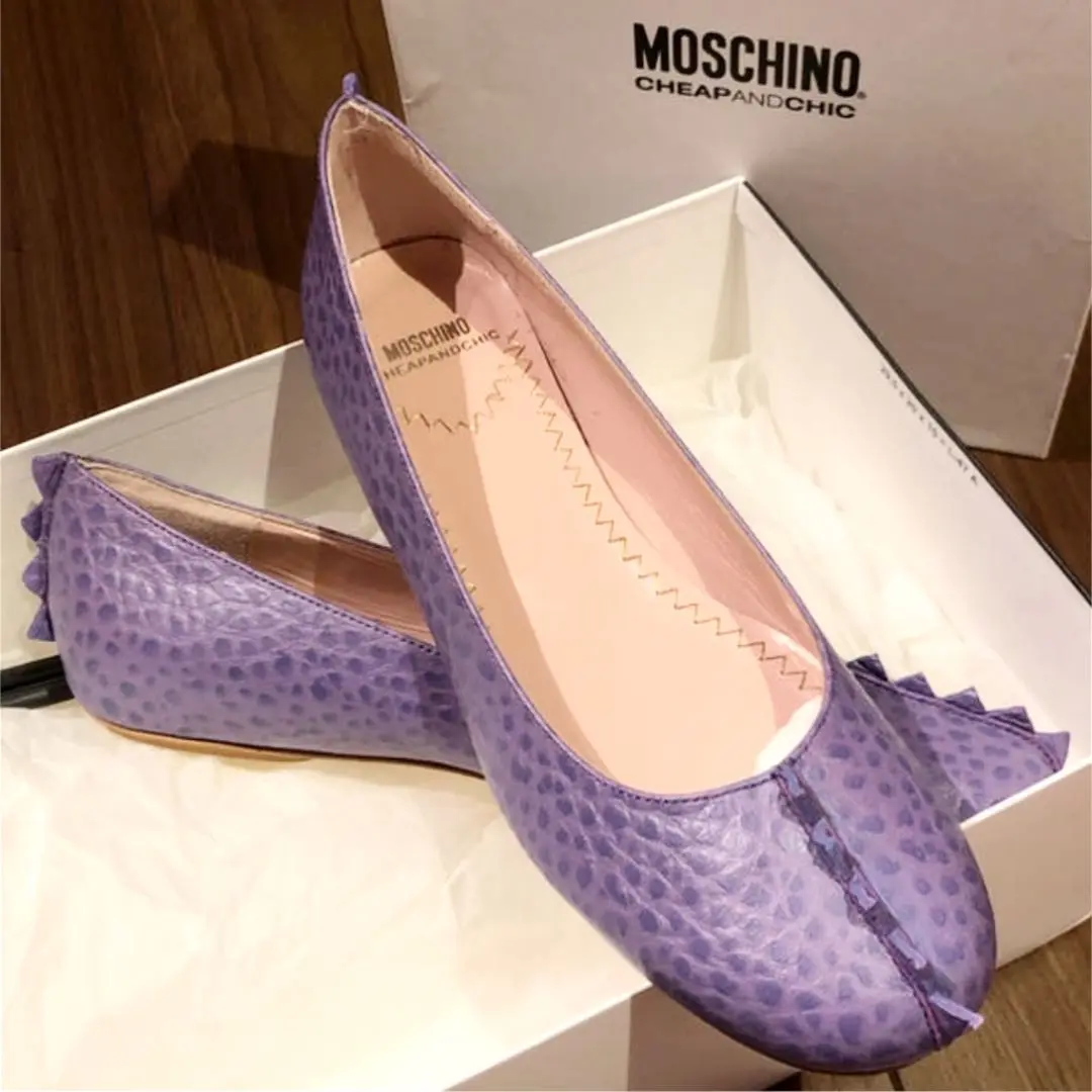 MOSCHINO CHEAP AND CHIC フラットシューズ