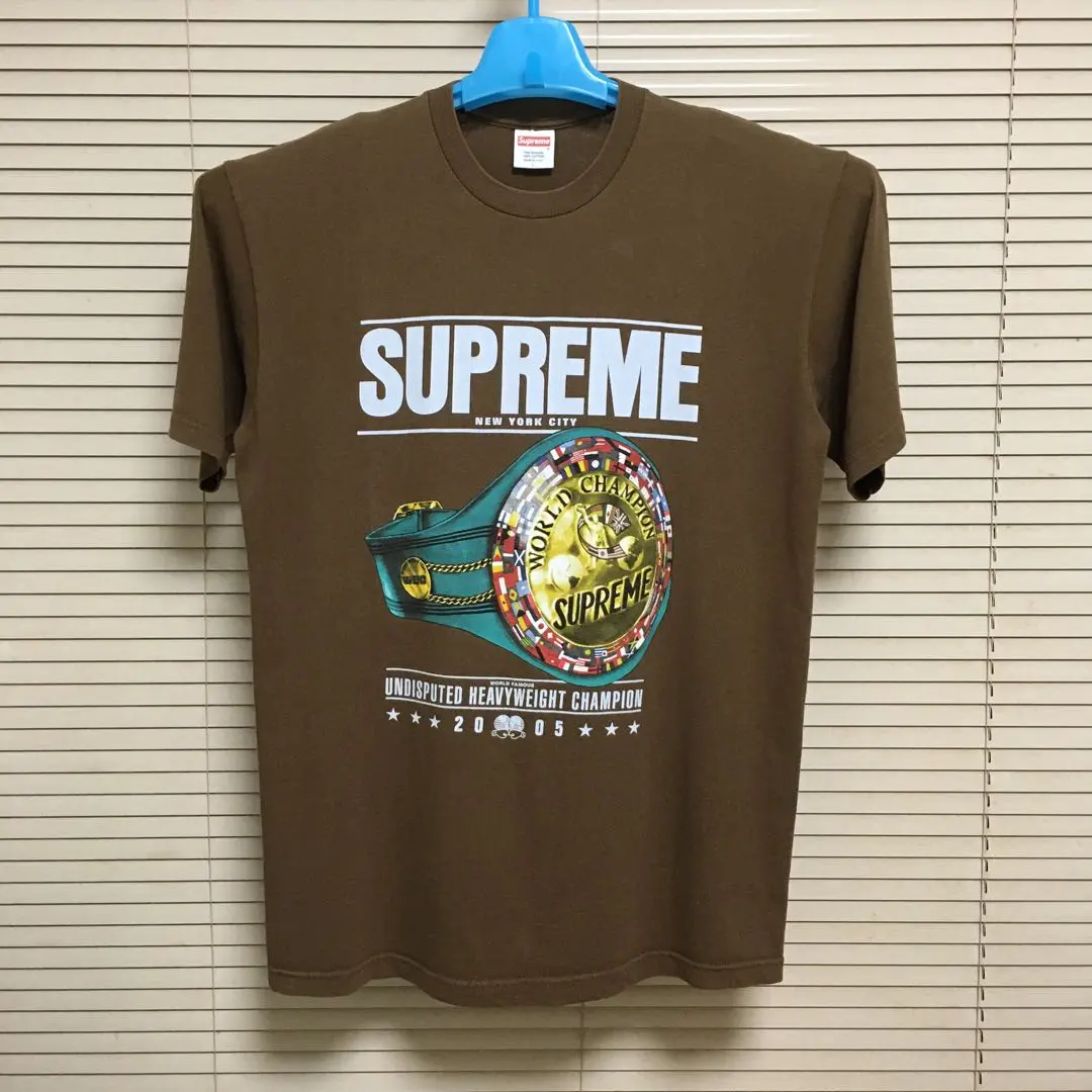 2025年最新】Supreme 30 Years T-Shirts 1994-2024 Bookの人気