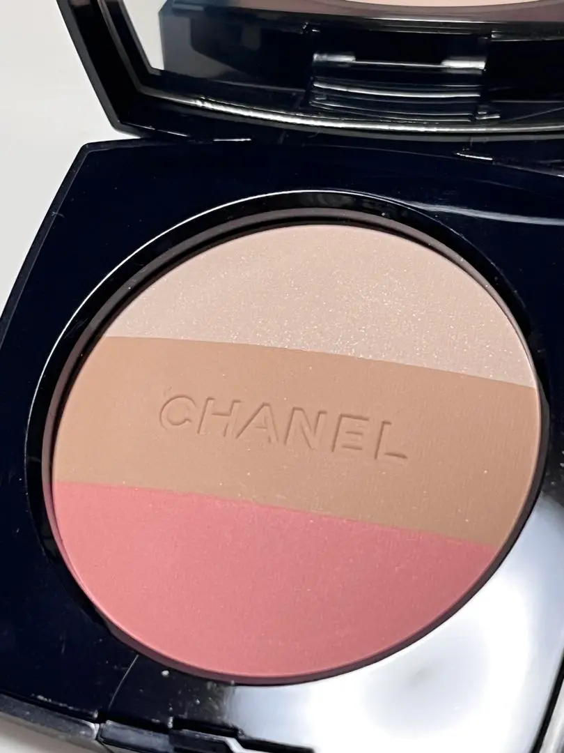 CHANEL レベージュ プードゥル ベル ミン　フェイスパウダー　未使用 試してみた】レ ベージュ プードゥル ベル ミン CHANELのリアル