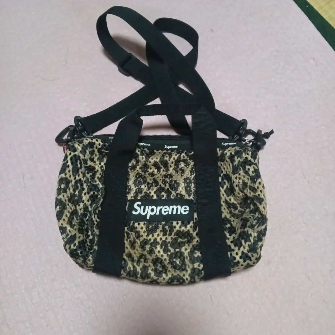 2025年最新】supreme mesh mini duffle bag leopardの人気
