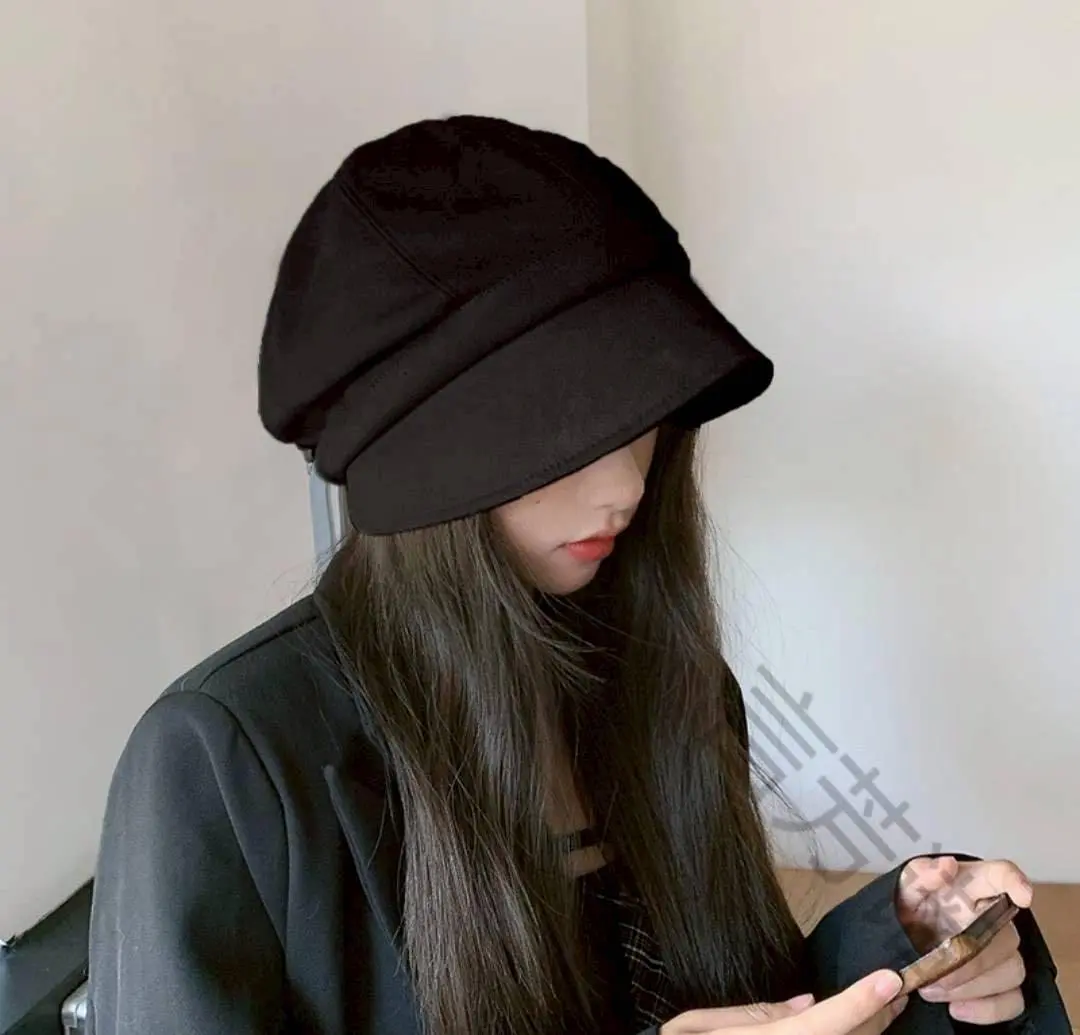 Thumbnail of Women's Casquette, Face-Shaping, Foldable Bucket Hat, Beret