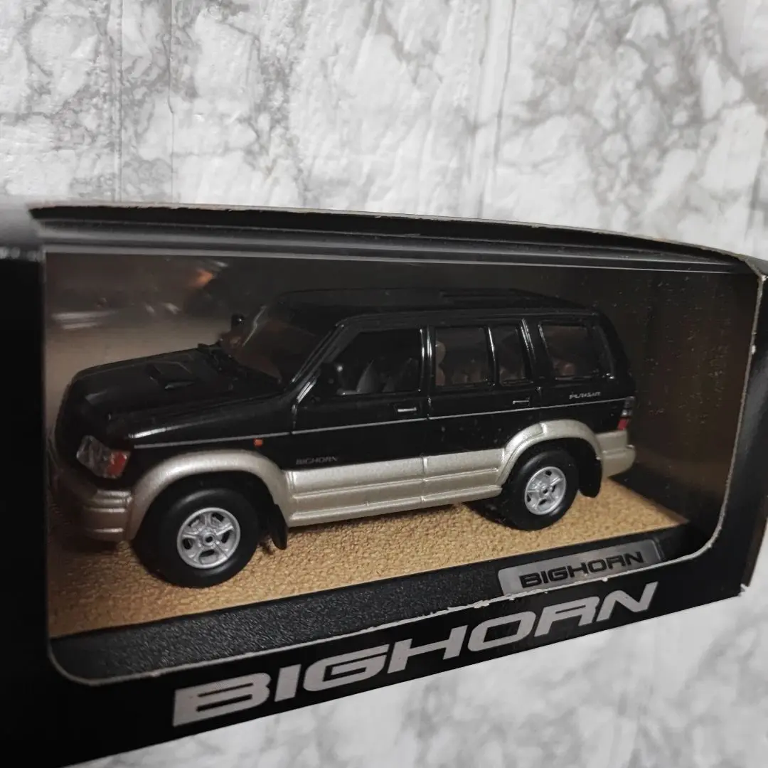 Hi-Story（ハイストーリー）1/43 ISUZU BIGHORN (1993