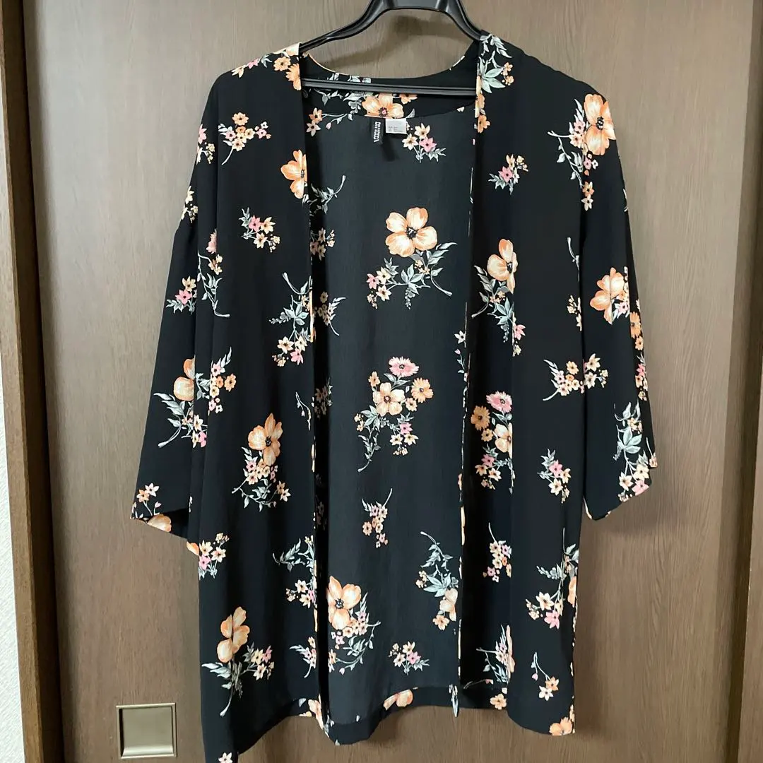 Thumbnail of H&M Floral Lightweight Outerwear