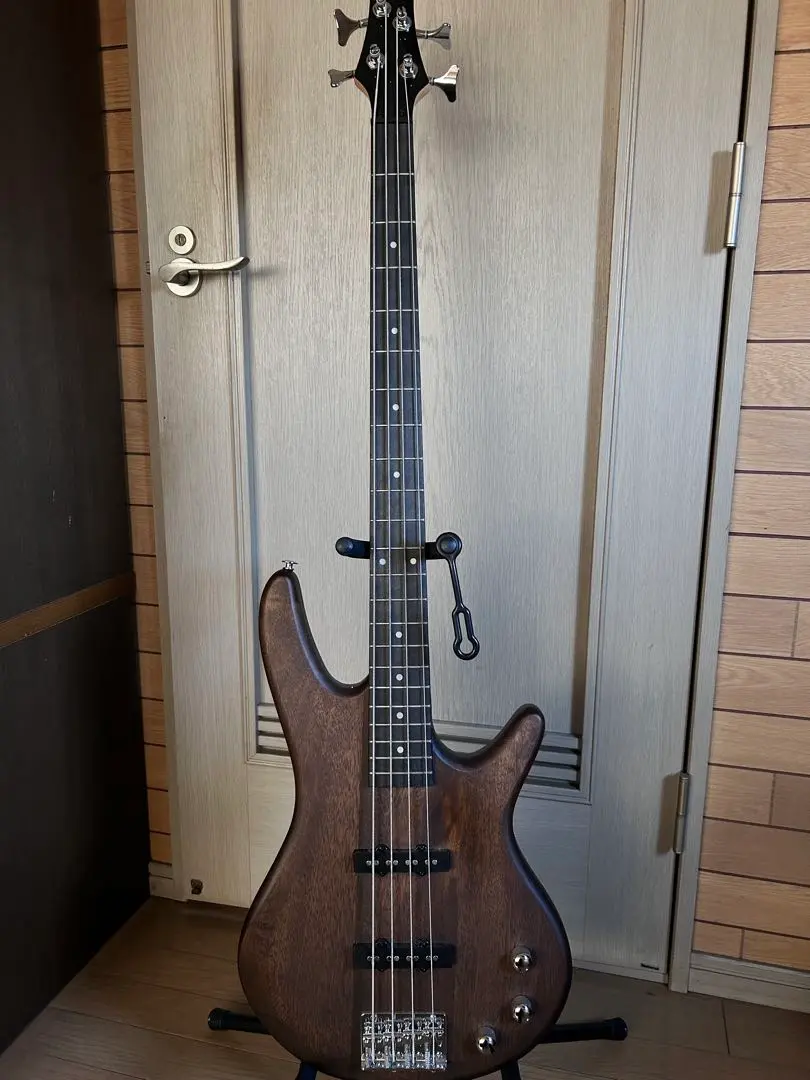 【整備・清掃・弦交換済み】Ibanez Gio GSR180-BK ジオ Amazon | GIO Ibanez 初心者向け4弦エレキベース (ブラック