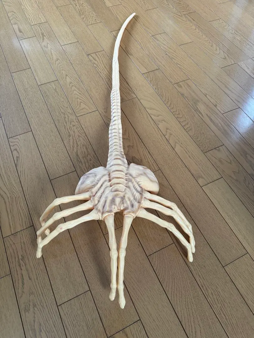 新品未使用 希少 エイリアン フィギュア フェイスハガー 1/1スケール FIG](再販)エイリアン/ フェイスハガー 1/1 フォーム プロップ