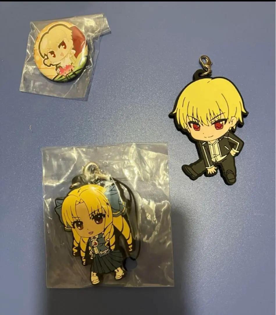 Fate FGO 吉爾伽美什 ぺたん娘橡膠掛飾 零咖啡 徽章 的縮圖