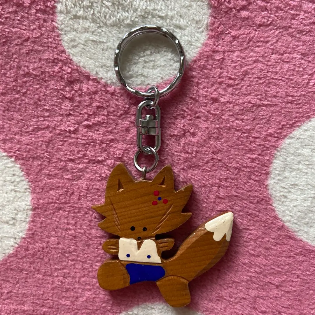 Thumbnail of Wooden fox keychain
