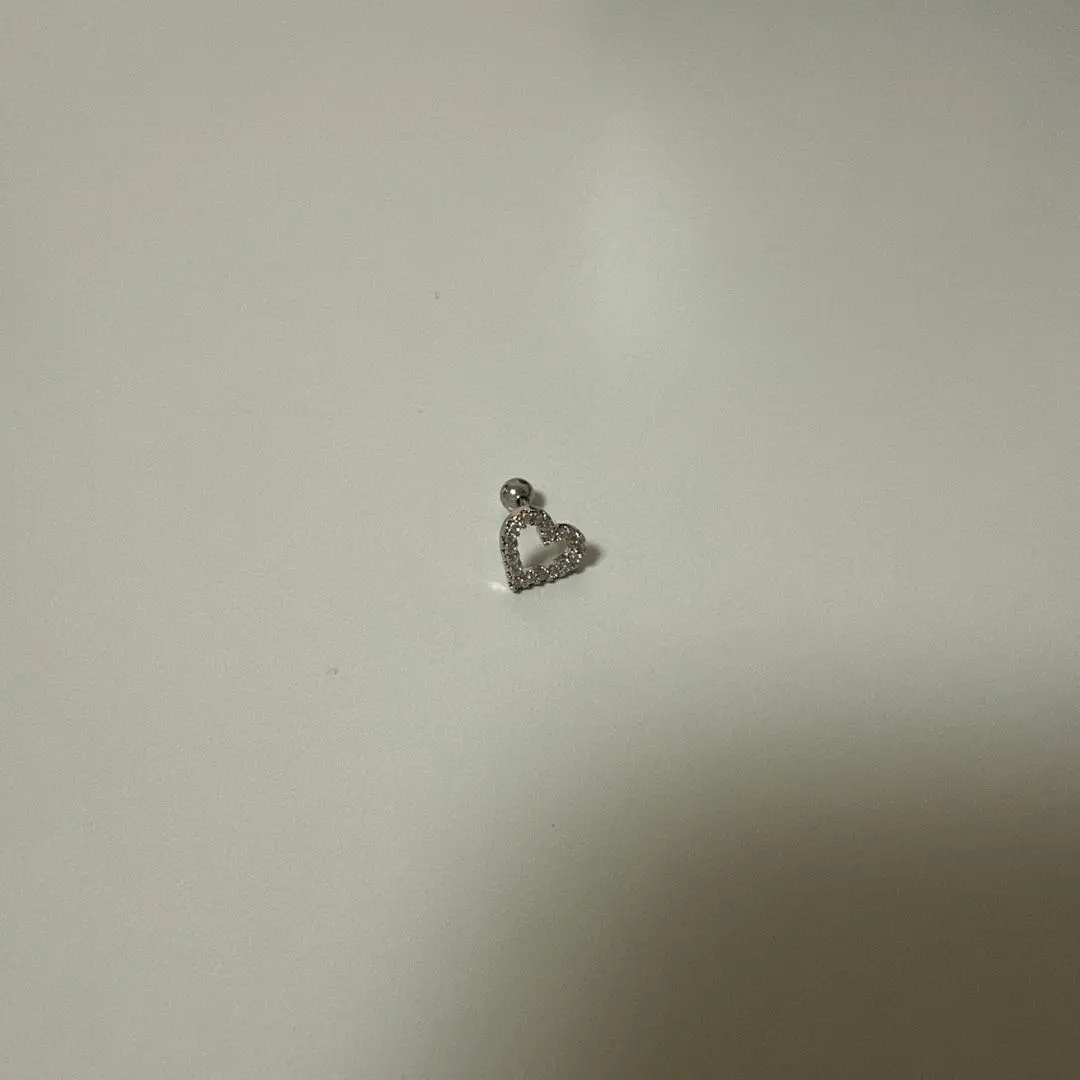 Thumbnail of Cartilage piercing