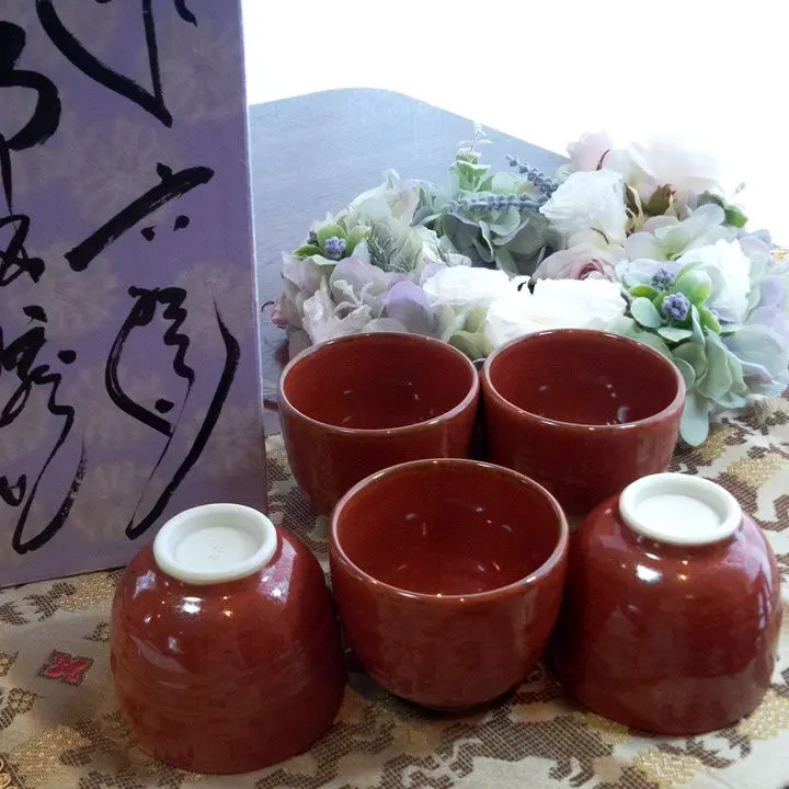 能穴焼　林茂松作　辰　香合　無傷　共箱　古物。 能穴焼 林茂松作 辰 香合 無傷 共箱 古物。