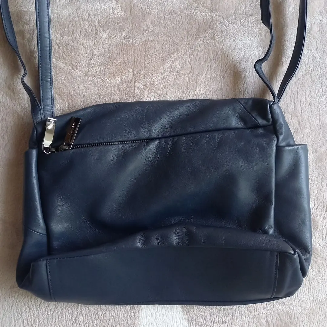 Thumbnail of discord yohji yamamoto Yohji Yamamoto shoulder bag