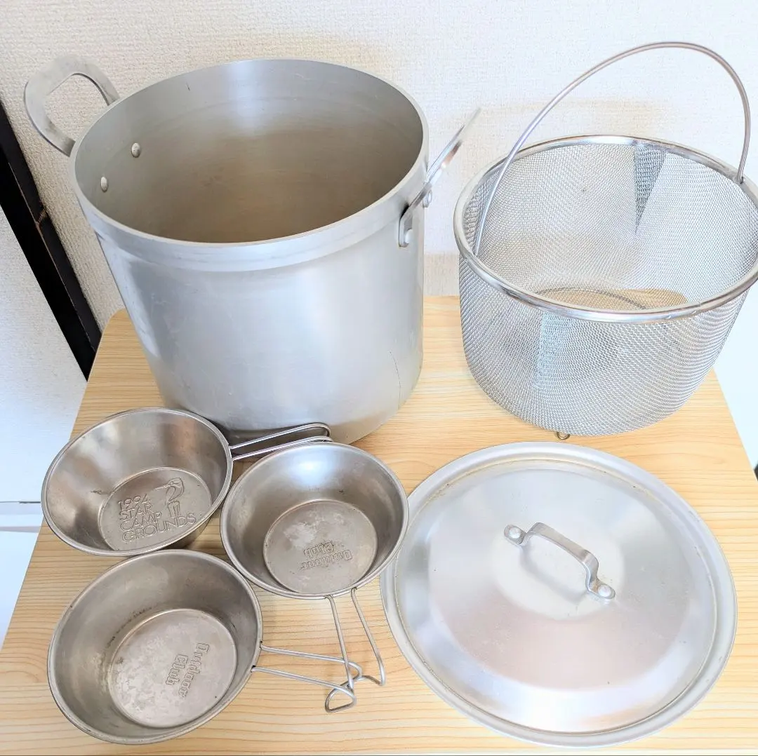 鋁製圓筒鍋與不鏽鋼雪拉杯組 的縮圖