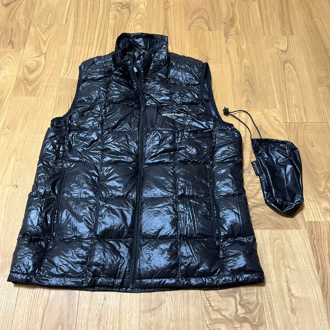 美品モンベル現行モデル800FP スペリオダウン ベスト Men'sSブラック スペリオダウン ベスト Men's｜モンベル