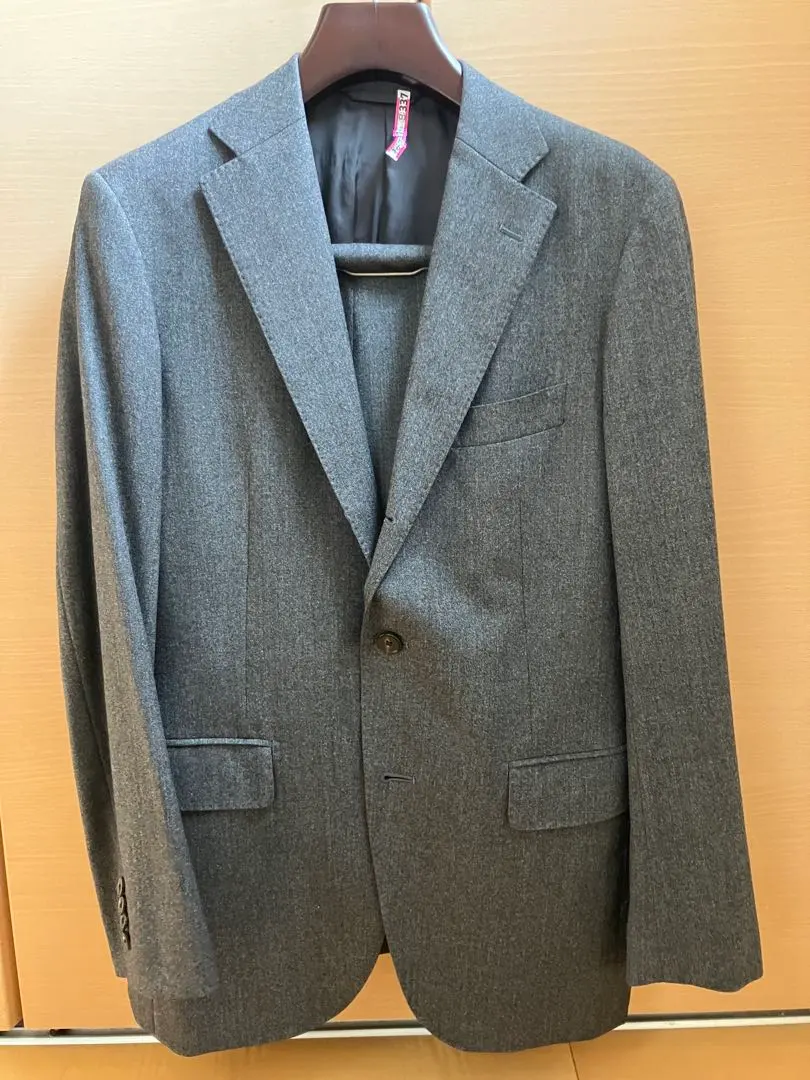 Thumbnail of Used 3-4 times. Universal Language L Gray Flannel Suit Company