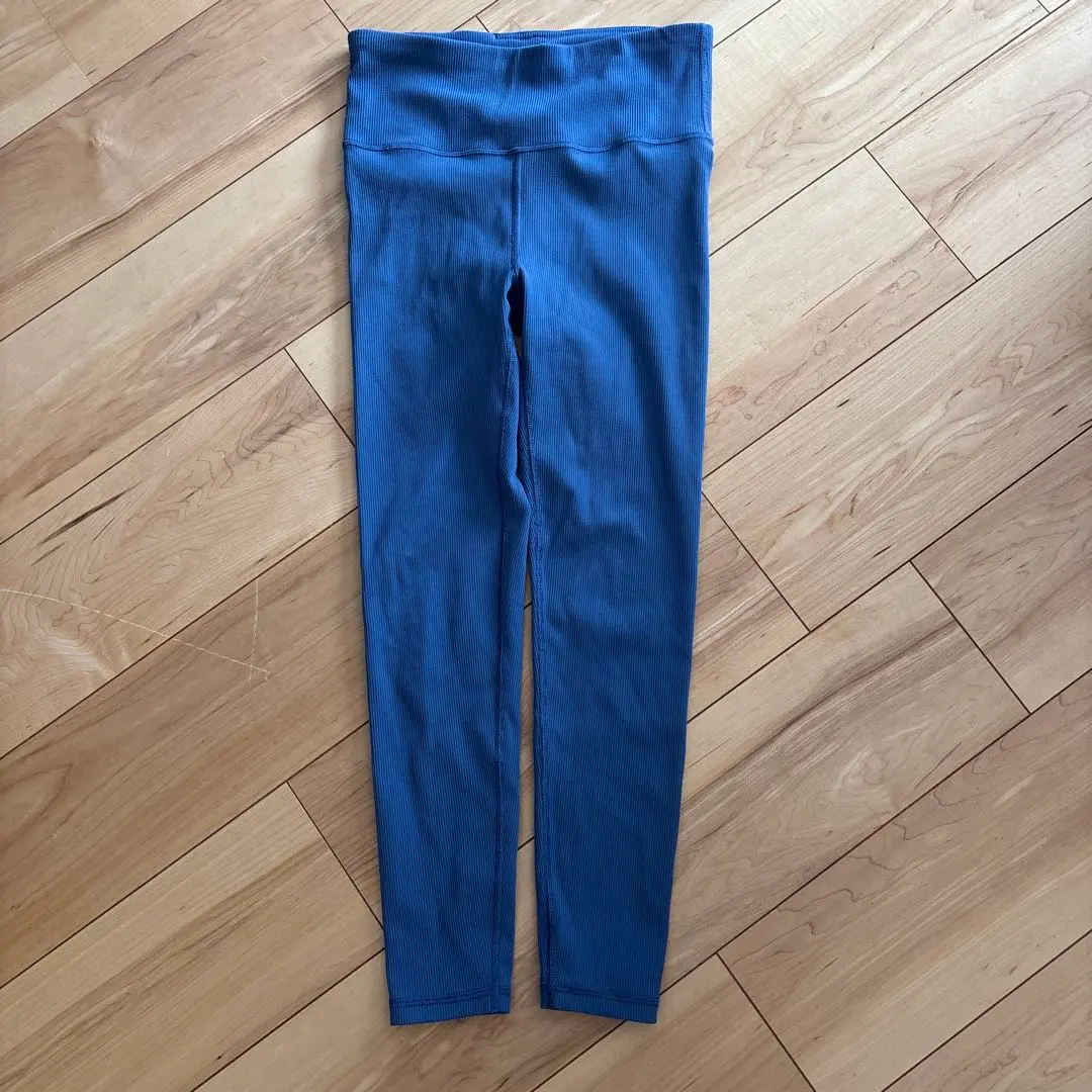 Thumbnail of GAP Blue High-Waisted Leggings XS