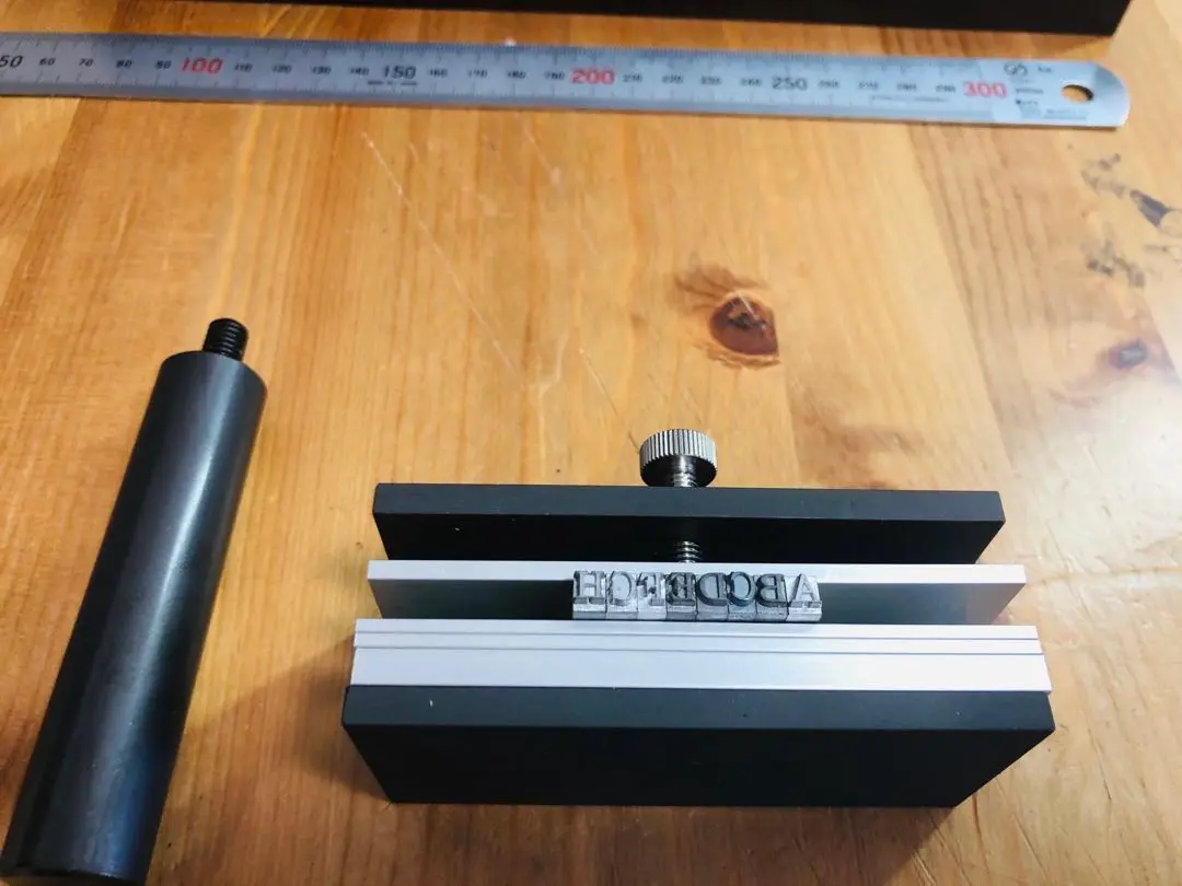 Thomas 活字3号2セット、活字ホルダー、追加文字12文字 new1.jpg