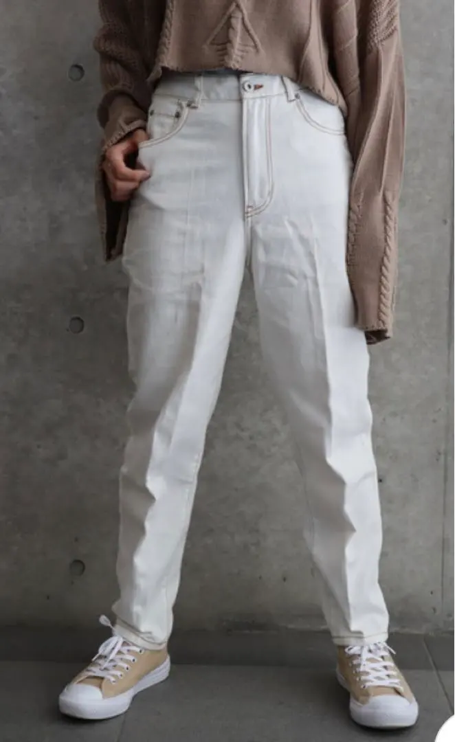 Thumbnail of Ifuru White Denim Pants with Stitching, Light Wash