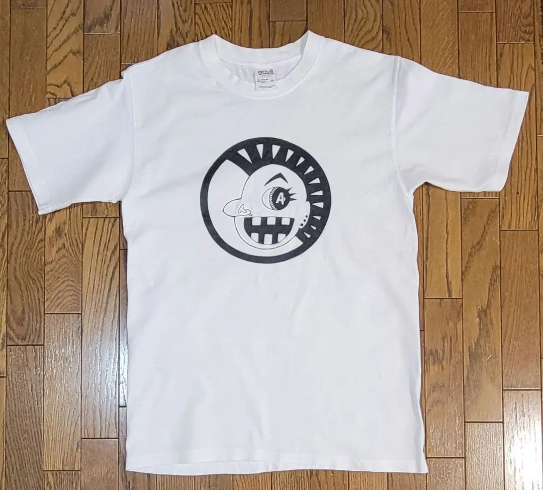2025年最新】LAUGHIN' nose tシャツの人気アイテム - メルカリ