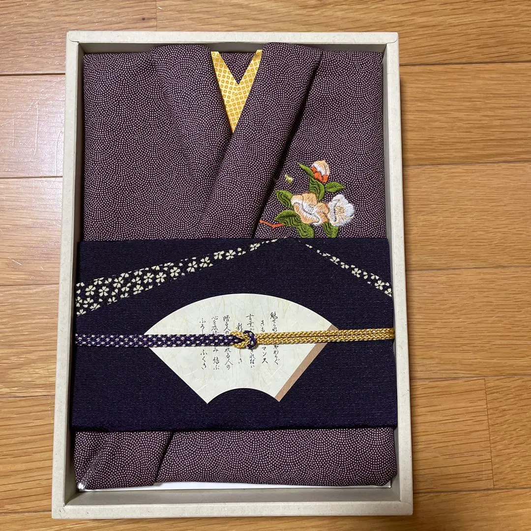 紫色 花紋刺繡 袱紗 (附盒) 的縮圖