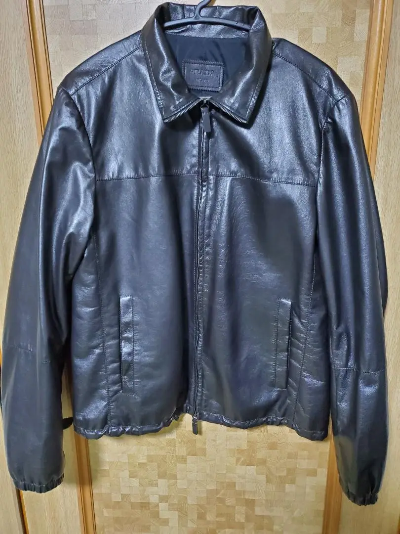 80〜90s PRADA ブラック レザー シングルライダース 27651425_57412421_1000.jpg