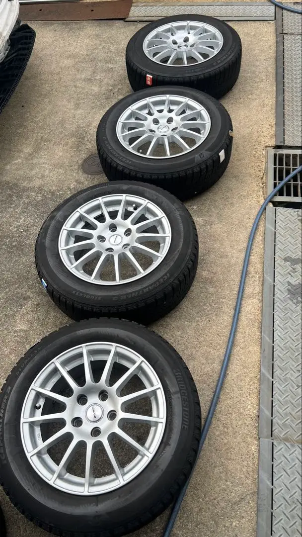 BMW 2シリーズ　グランツアラー　アクティブツアラー　タイヤホイールセット BMWアクティブツアラー、グランツアラーの希少な17インチ