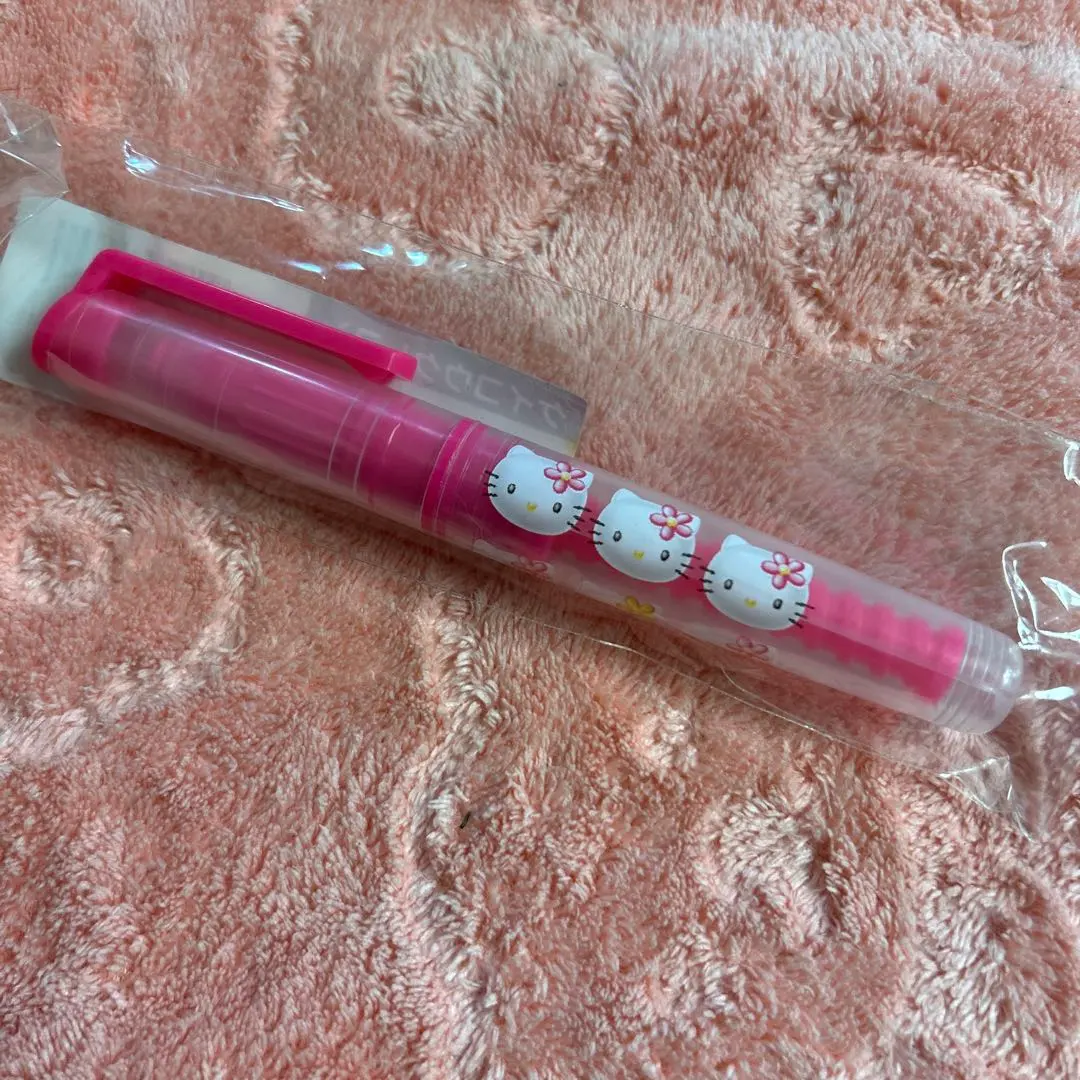Thumbnail of Sanrio Hello Kitty Fluorescent Crayons