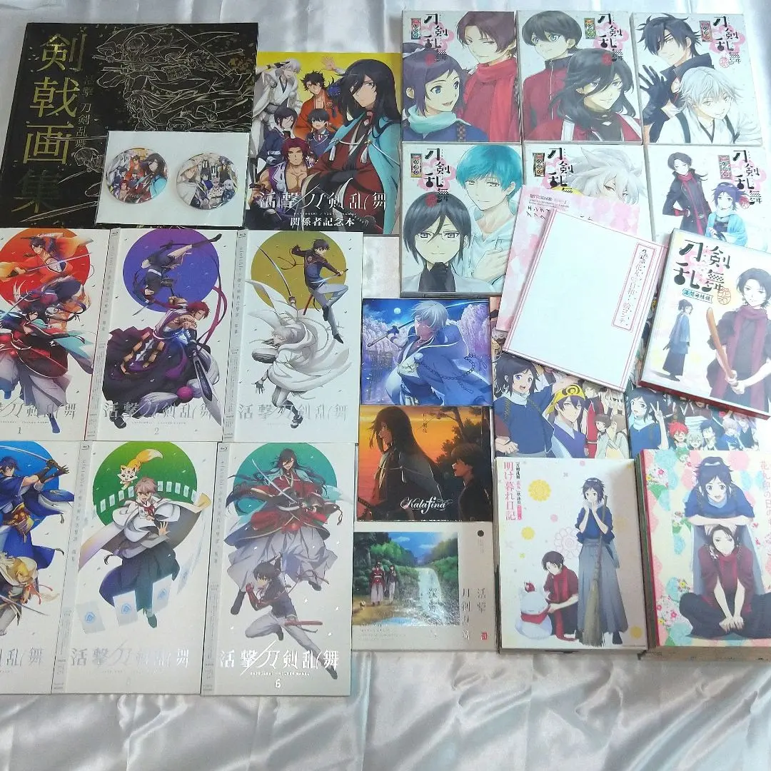Thumbnail of Touken Ranbu: Hanamaru & Katsugeki: Touken Ranbu Blu-ray & CD Set