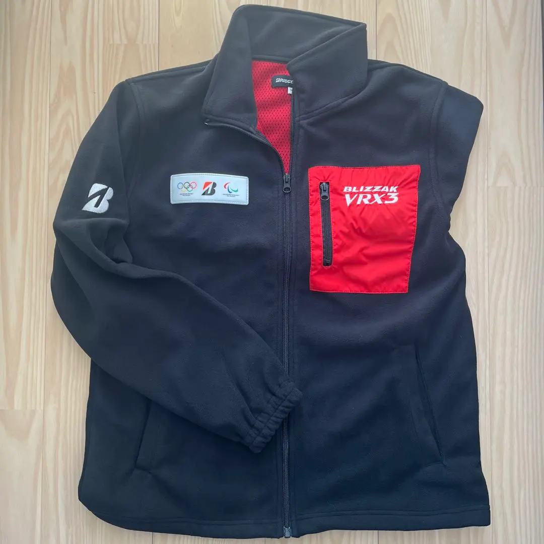 VRX2 サイズXL 新品 ジャンバー/ジャケット/ジャンパー 正規品 1着 2018年 BLIZZAK ブリヂストン ブリザック BLIZZAK VRX2 ブリヂストン　ブルゾン　ジャンパー ナイロン　刺繍ロゴ　プリントデカロゴ　Lサイズ