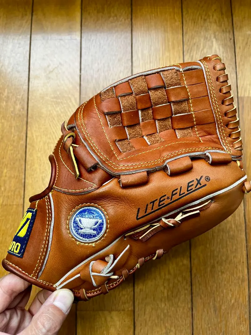 70年代後半 当時物 ミズノ青カップグローブBGN 3220 70年代後半 当時物 ミズノ青カップグローブBGN 3220