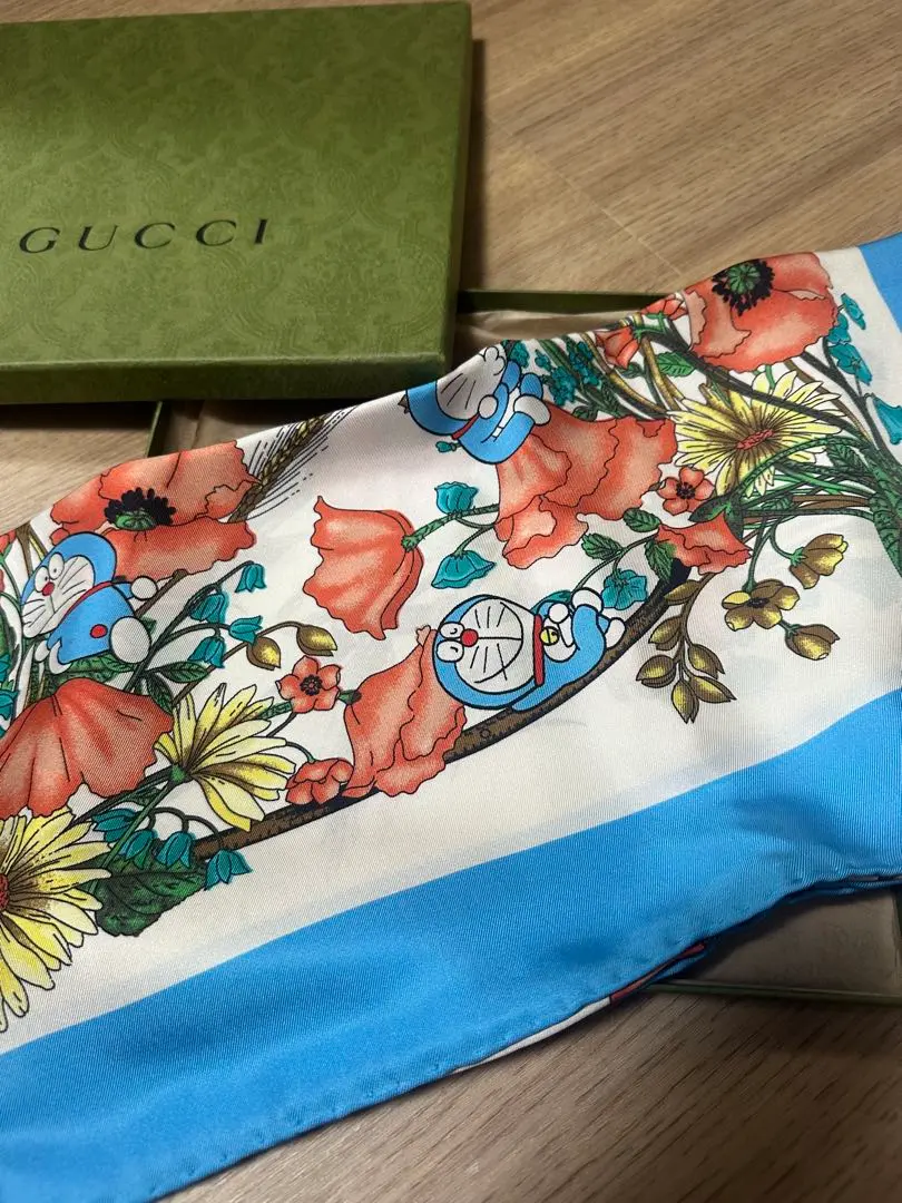 新品】限定品 GUCCI グッチ × ドラえもん スカーフ シルク