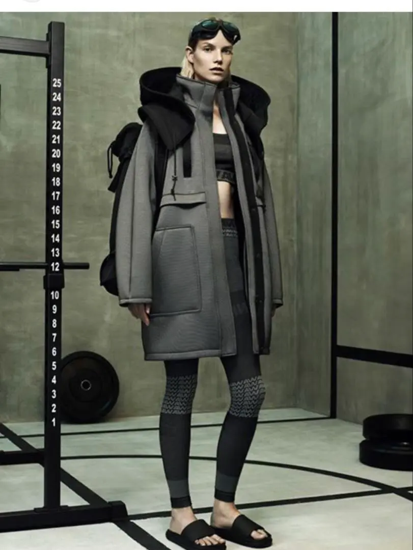 2025年最新】Alexander Wang レディース ダウンジャケットの人気