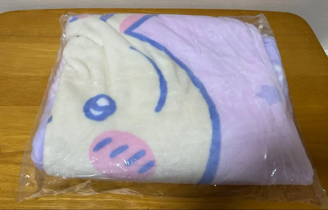 Thumbnail of Chikawa Super BIG Mylar Blanket - Chikawa, Hachiware, and Usagi