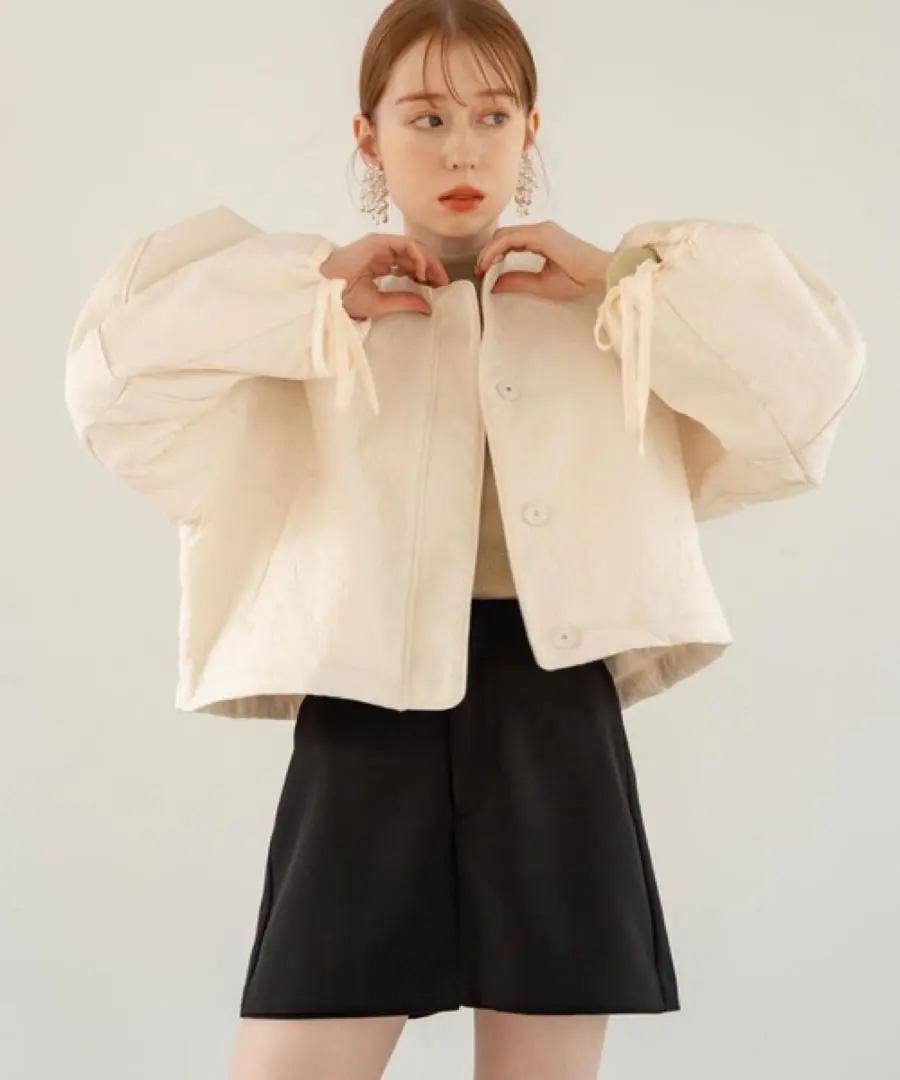 Thumbnail of Hinari Puffed Jacquard Short Padded Blouson