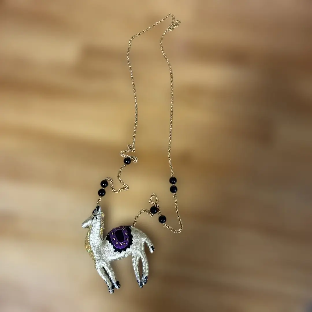 ツモリチサト ネックレス 猫 真珠 TSUMORI CHISATO（ツモリチサト）の「ﾈｺﾊﾟｰﾙｱｸｾｻﾘｰ（ネックレス