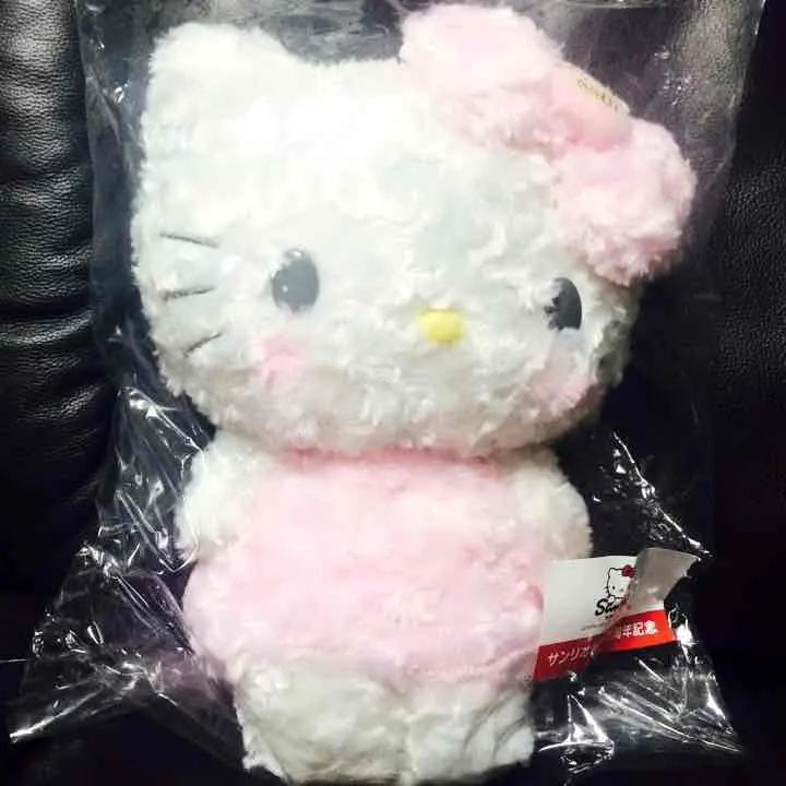 サンリオ❣️激レア　ハローキティ　2015 サンリオ創立55周年記念　ぬいぐるみ サンリオ創立55周年記念 株主優待 ハローキティちゃん