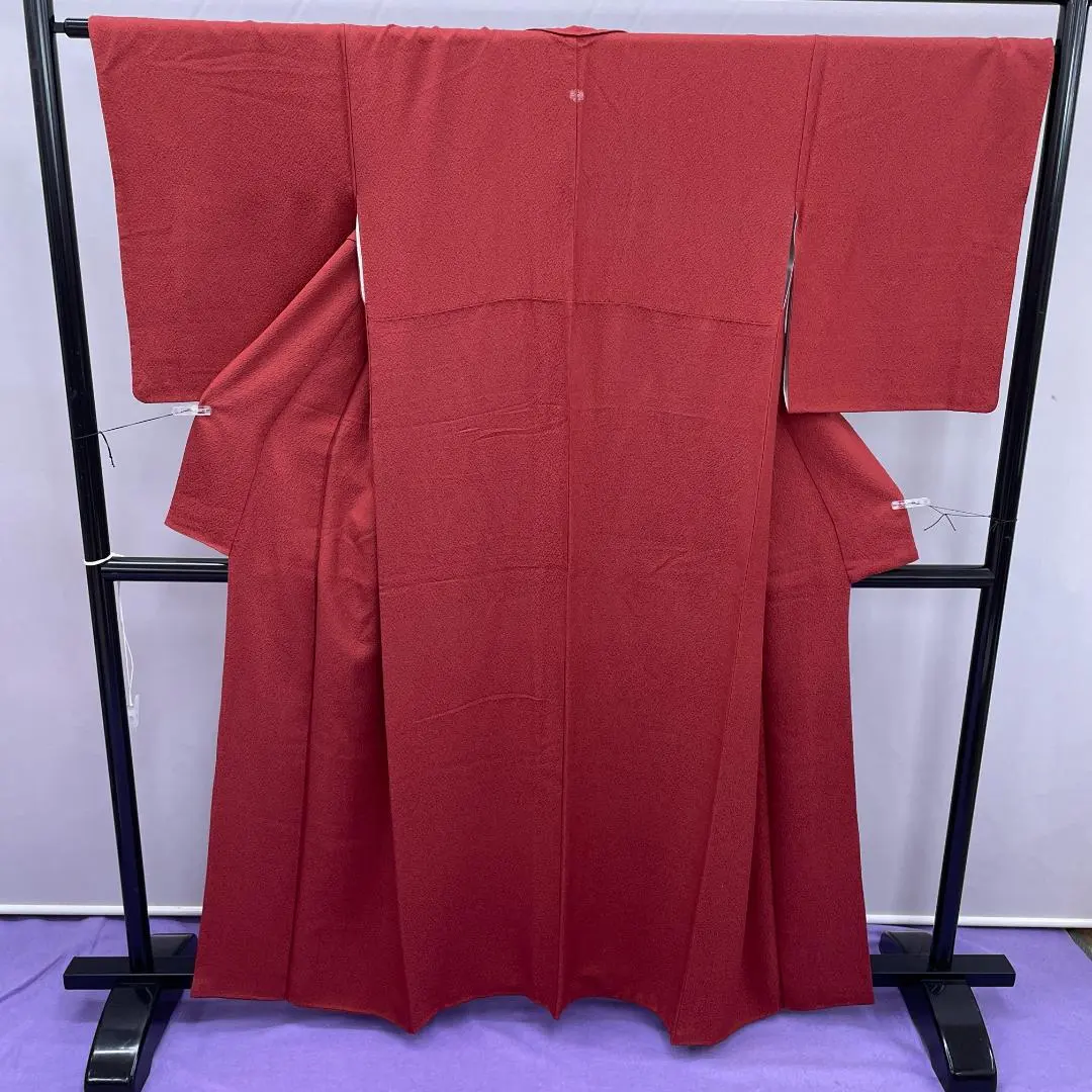 Thumbnail of Y★3416★ Iromuji (Unpatterned) Kimono, Brownish Dark Red, with Family Crest (Gosan-no-kiri), Autumn-lined, with Crest