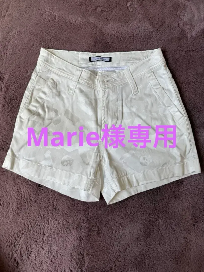 マークアンドロナ　ショートパンツ　美品　ホワイト　白　ロゴ　極美品 MARK&LONA マークアンドロナショートパンツ短パンXL