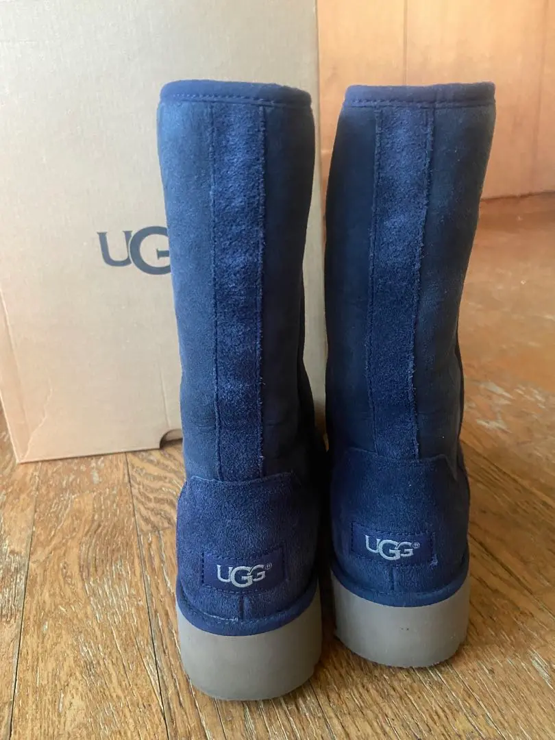 2025年最新】ugg ムートンブーツ ネイビーの人気アイテム - メルカリ