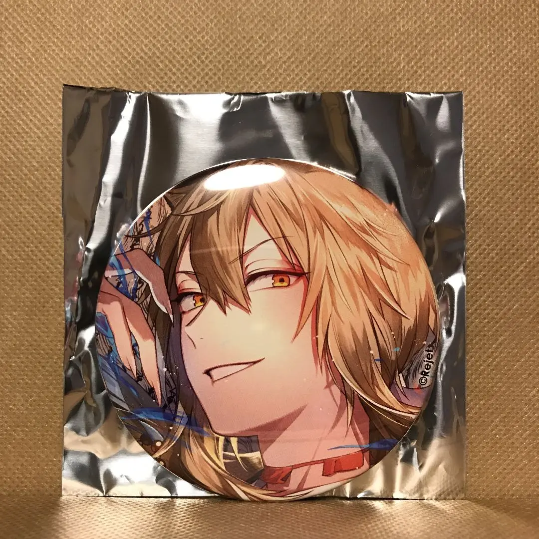 Thumbnail of Yugen Romantica Pomegranate Can Badge