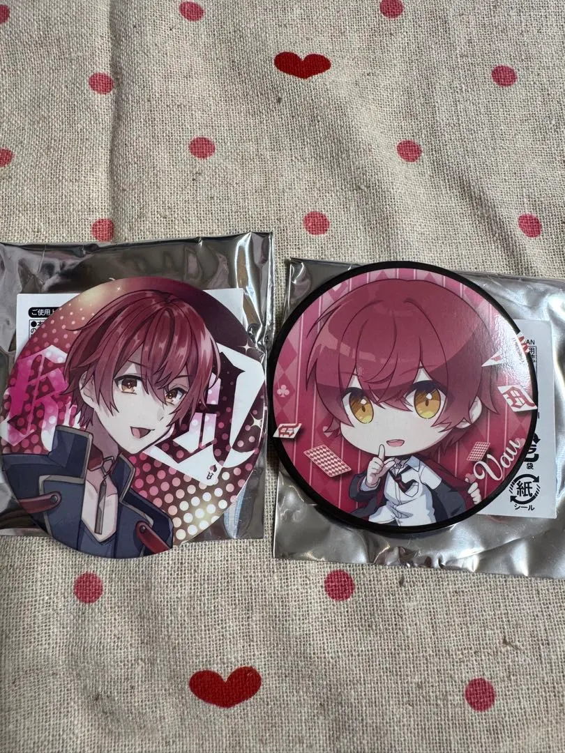 Thumbnail of Vau 5-piece Can Badge Set