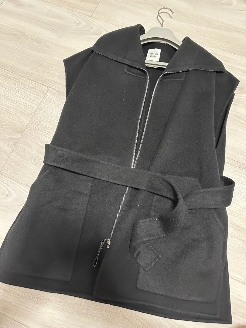 エルメス ポンチョ ハイランド リバーシブルタイプ 室内試着のみ エルメス(HERMES)エルメス ハイランド ポンチョ 衣料品 アウター