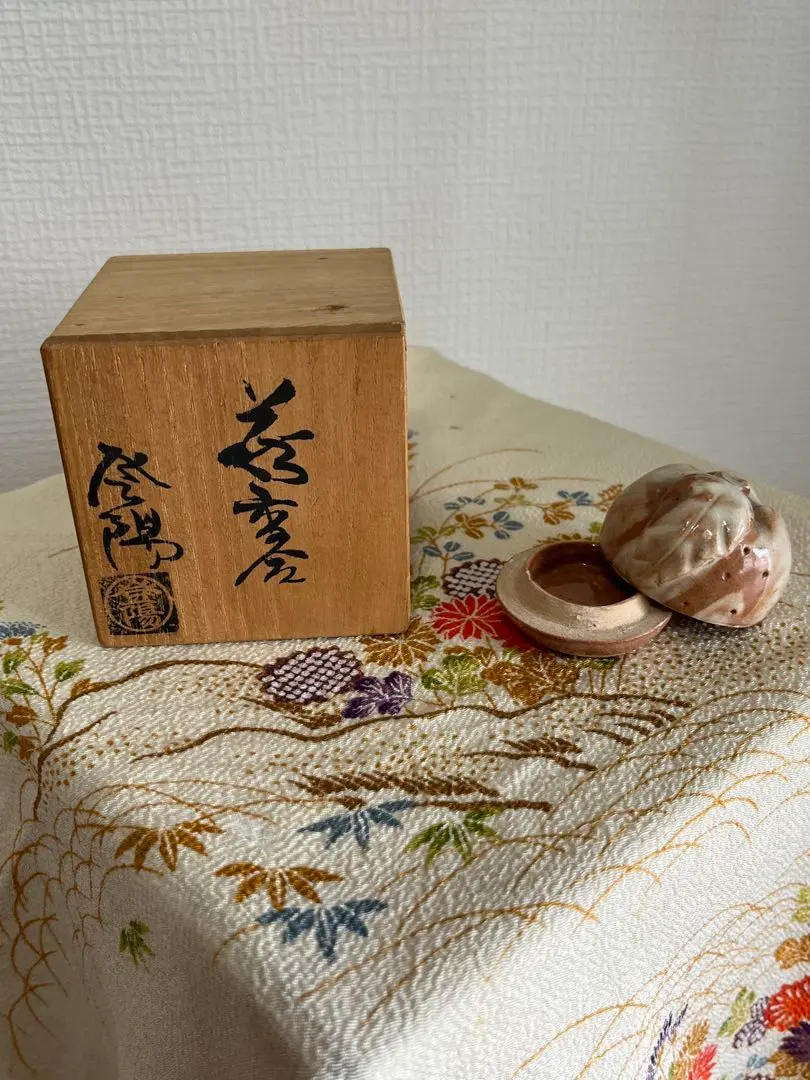 柴左近　　　338) 抹茶椀(2) 萩焼 松林庵 玉村 登陽 作 柴左近様専用 338) 抹茶椀(2) 萩焼 松林庵 玉村 登陽 作 - メルカリ
