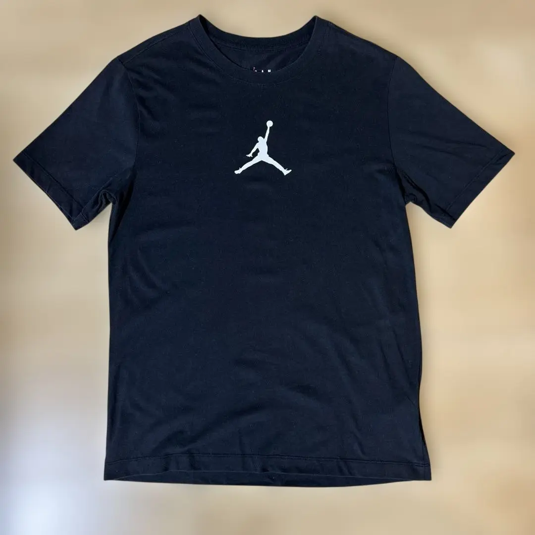 Thumbnail of Jumpman logo black T-shirt, size M