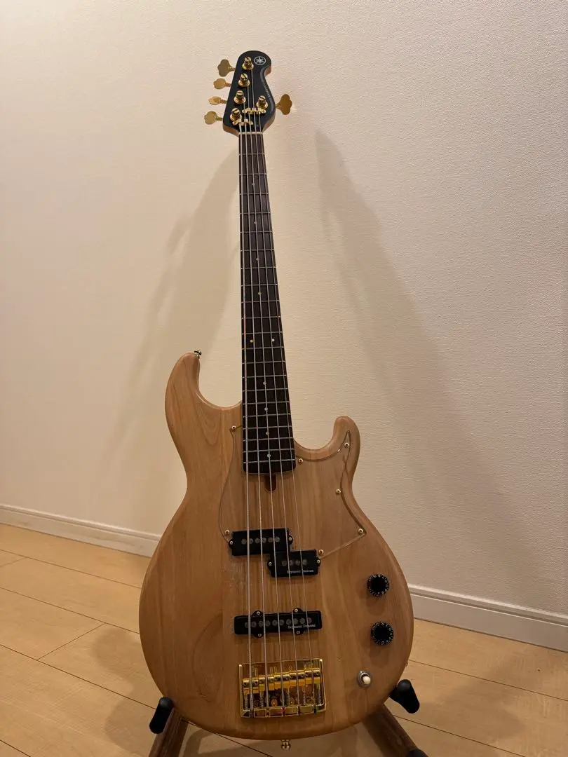 YAMAHA BB235 モディファイ YAMAHA BB235 (Vintage White) ｜イケベ楽器店オンラインストア